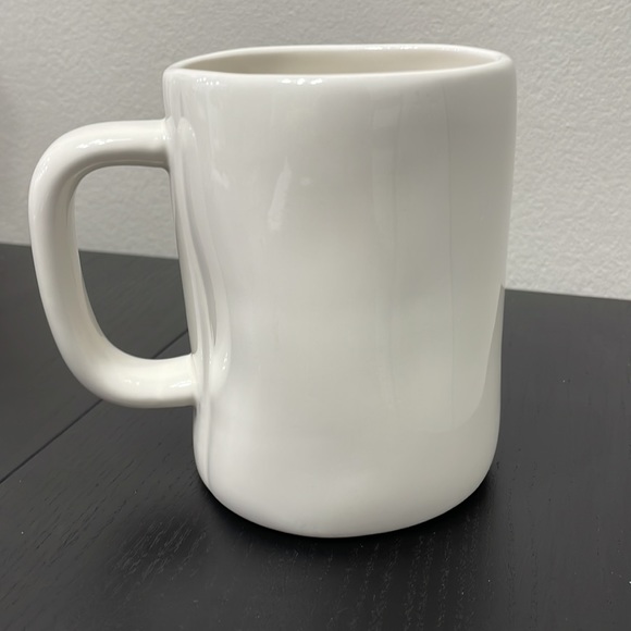 Rae Dunn Artisan Collection ‘CAFÉ’ Mug - Picture 3 of 5